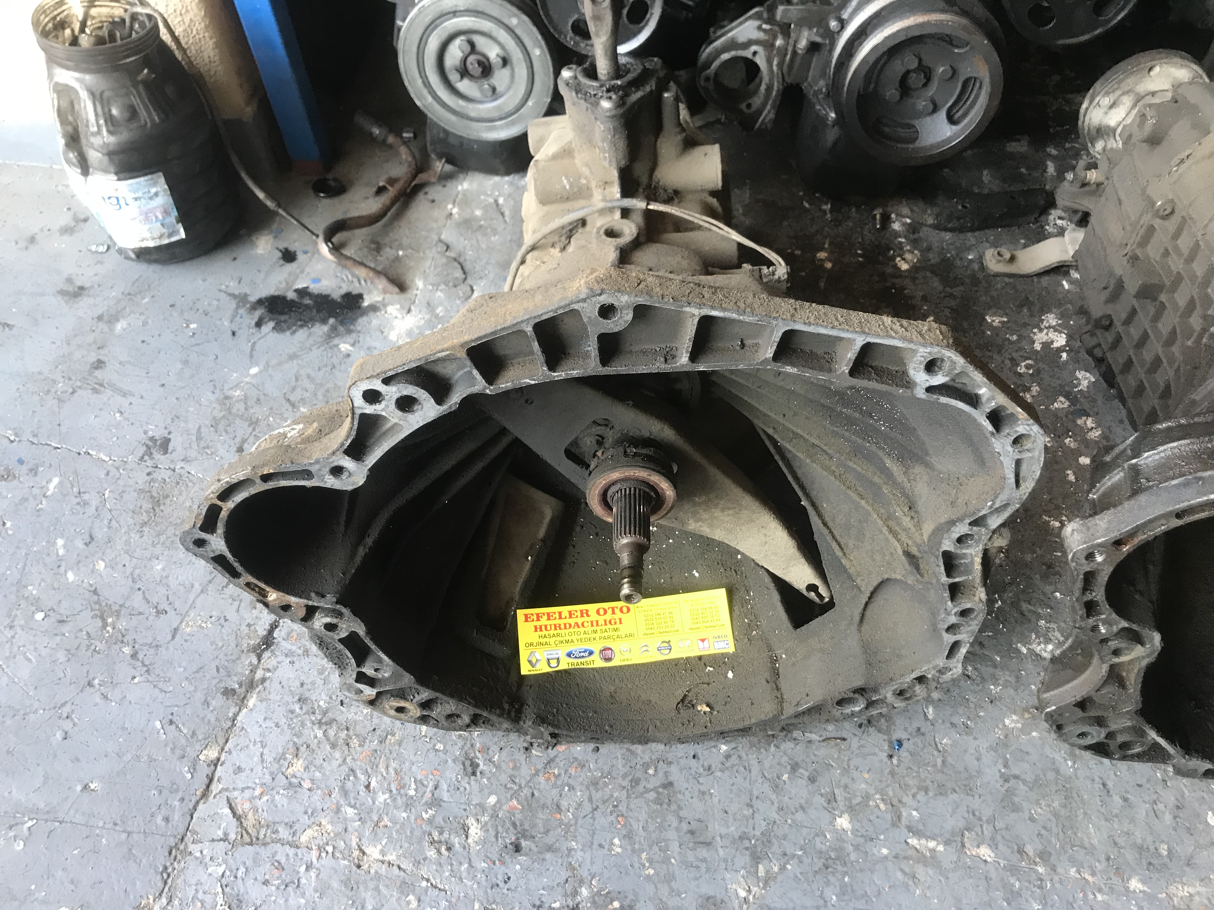 FORD TRANSİT ŞANZUMAN 5 VİTES
